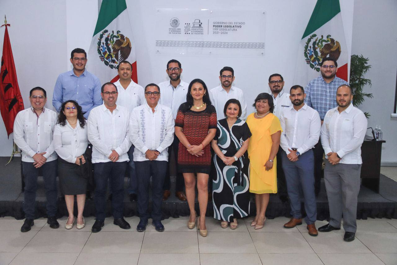 El Congreso de Yucatán y la Barra Mexicana de Abogados firman convenio de colaboración